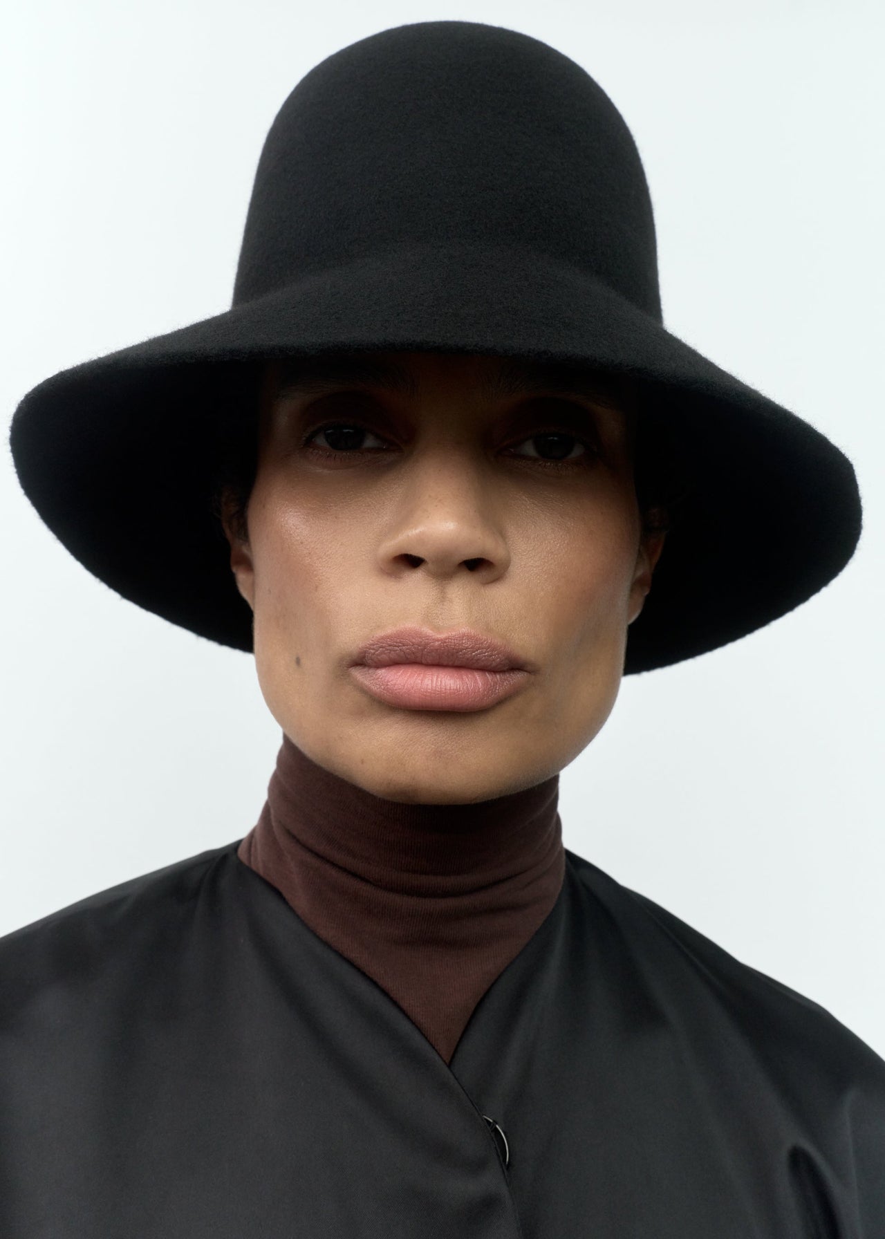 SKERGETH X EDARA The ICON HAT LINA Charcoal Black