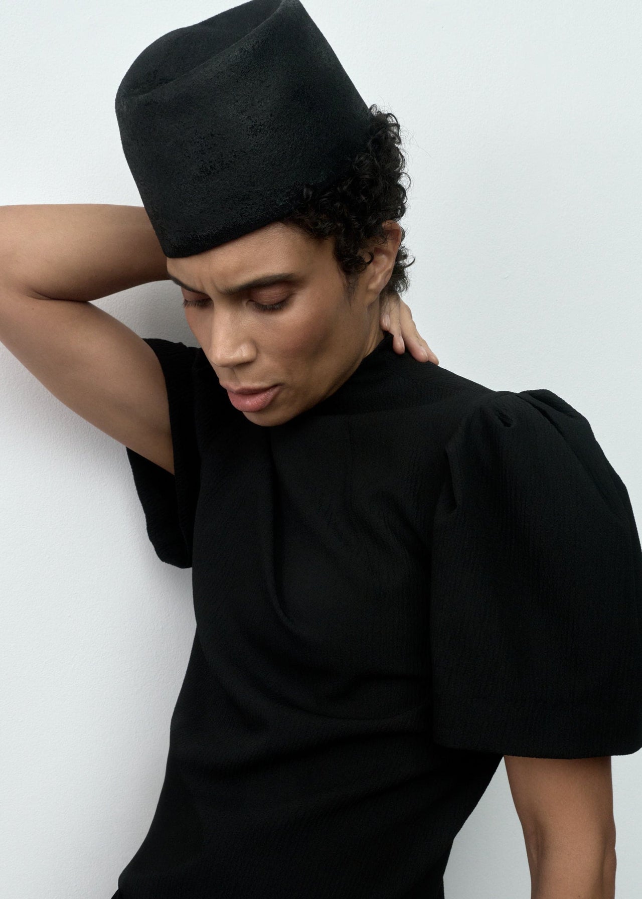 SKERGETH X EDARA The ICON HAT JULIA Black Ink