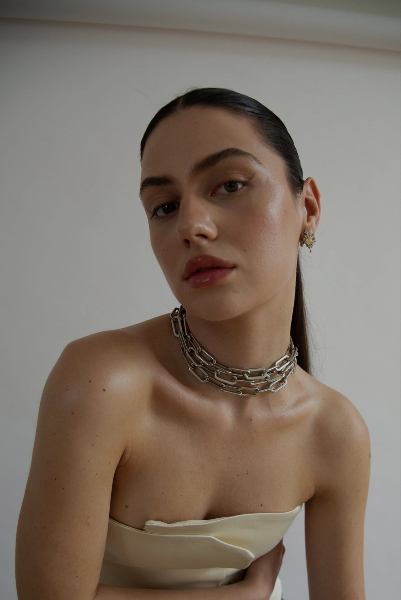 The LAYERED CHAIN NECKLACE Silver - JULIA SKERGETH