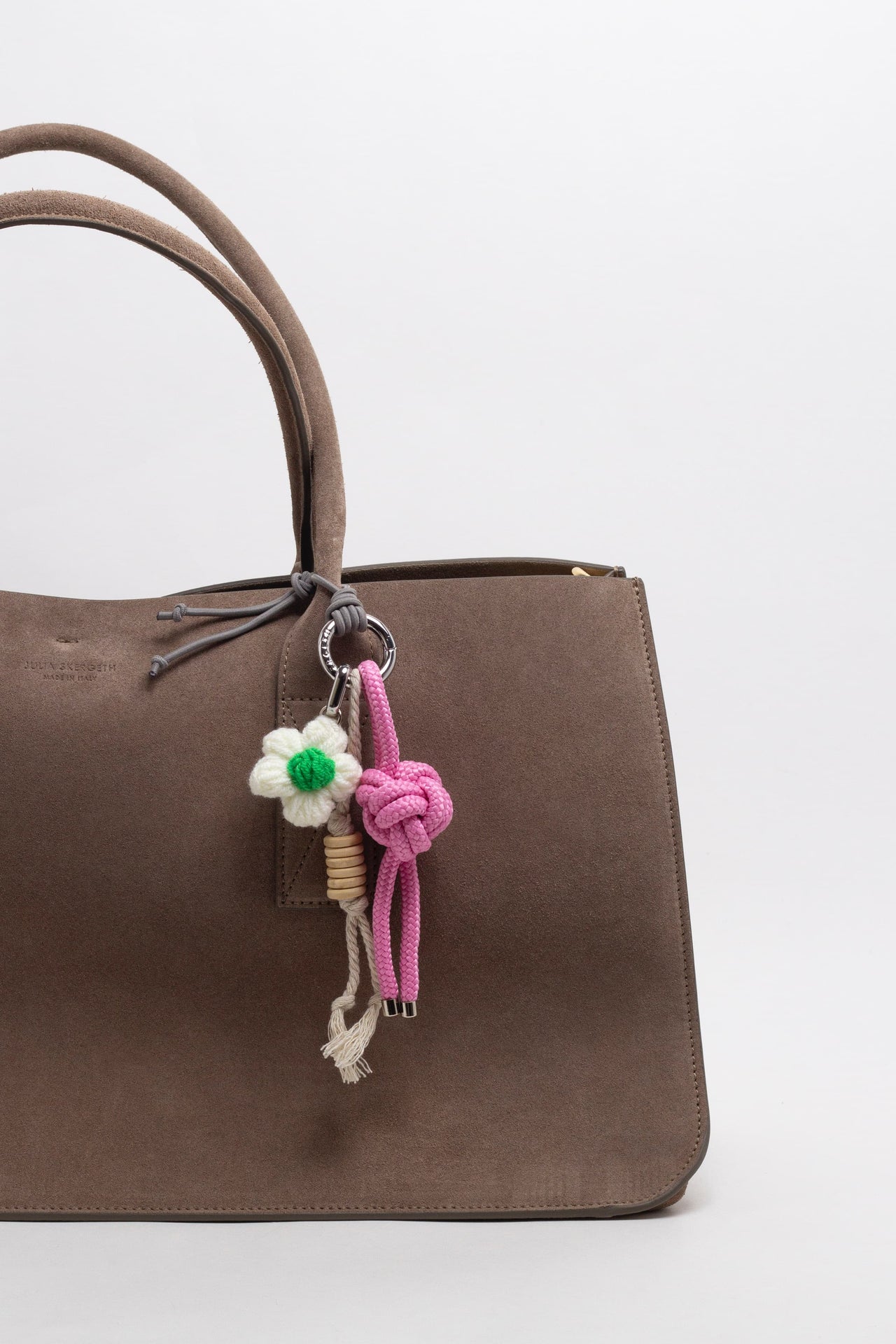 The KNOT CHARM Spring Rose